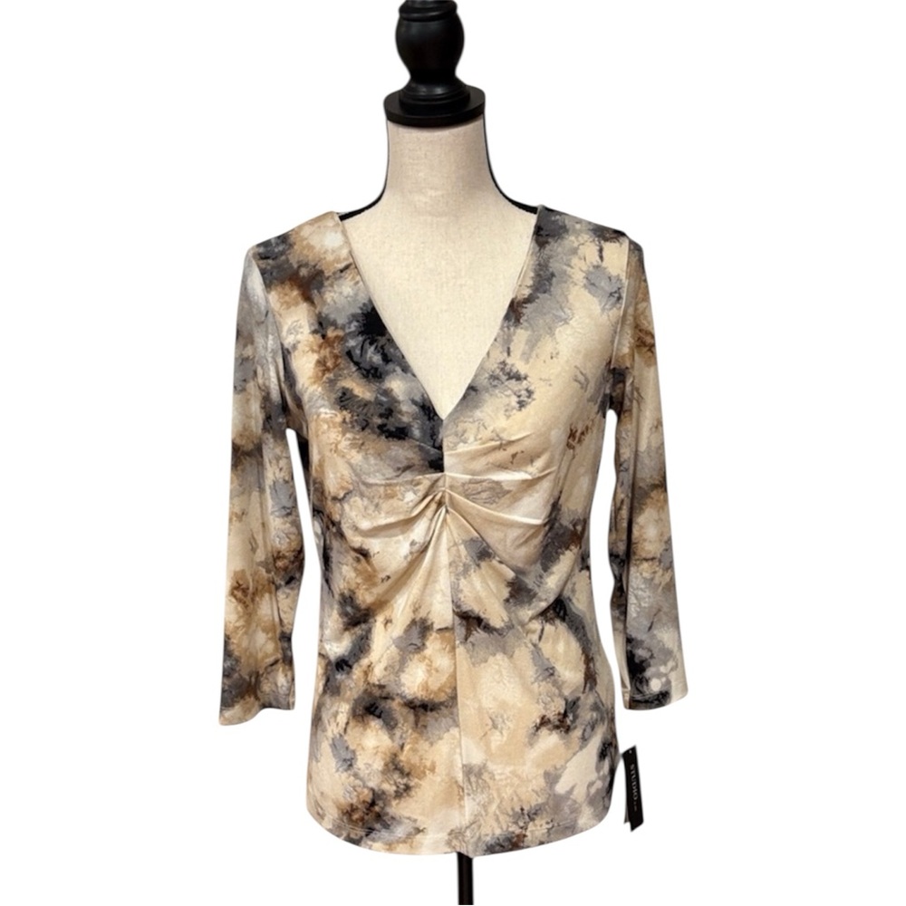 Studio Women's Abstract Pattern Blouse in Cream and Black